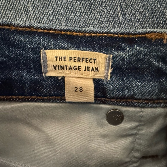 Madewell Perfect Vintage Jeans - Picture 7 of 9
